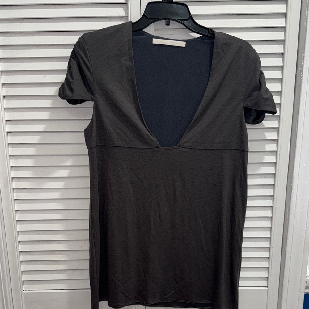 Chic Black Deep V-Neck Tunic Top